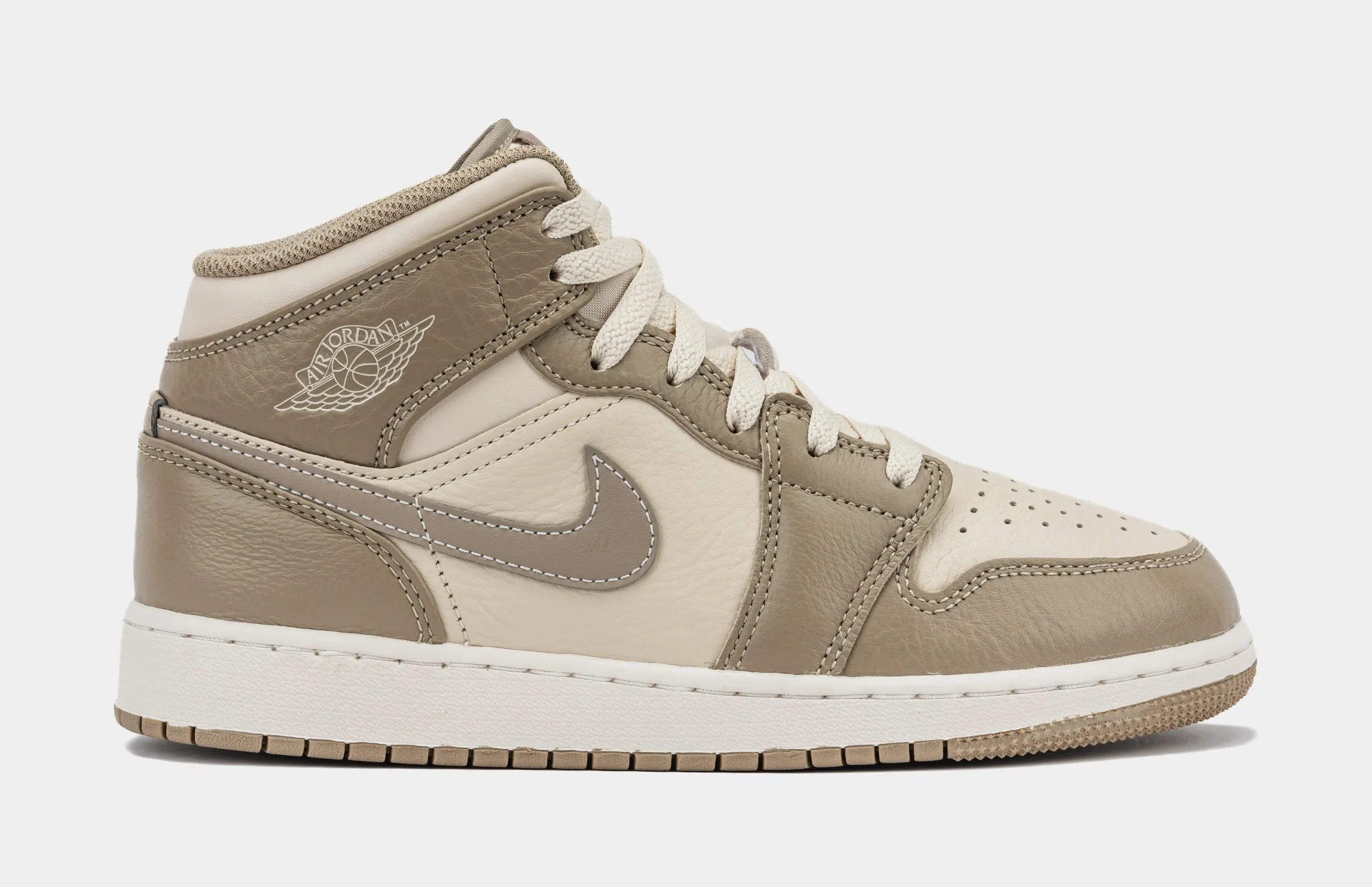 Air Jordan 1 Mid Grade School Lifestyle Shoes (Legend Brown/Khaki Brown)