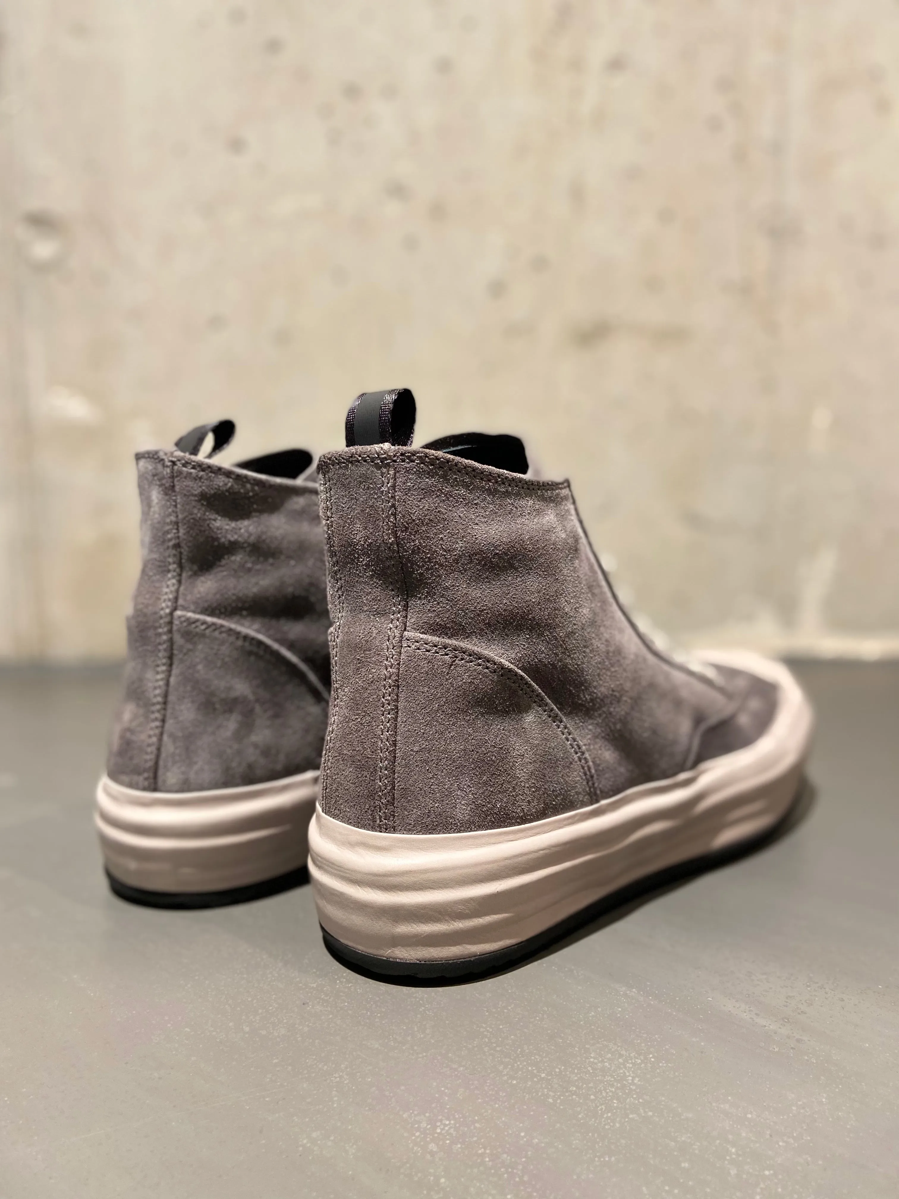 OFFICINE CREATIVE MES/011 SUEDE CHARCOAL SNEAKER