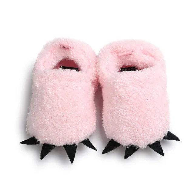 ROMIRUS Cute Modeling Monster Paw Baby Worm Slippers 2016 Winter Baby Shoes First Walkers Photo Props Accessories Baby Clothing